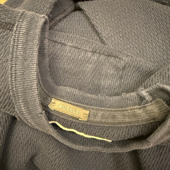 VTG Abercrombie & Fitch Men’s Waffle Knit Muscle Fit Long Sleeve Shirt Navy L - Picture 5 of 7